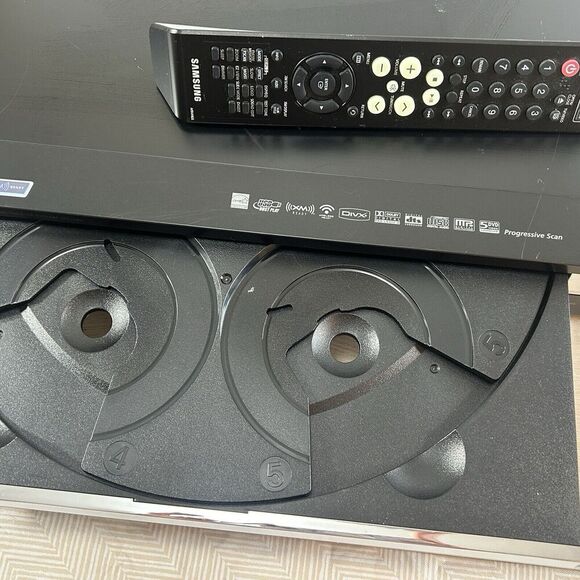 Samsung HT-Q45 5.1ch 5-Disc Changer DVD player W/ Remote ++ TESTED & WORKING - Picture 6 of 16